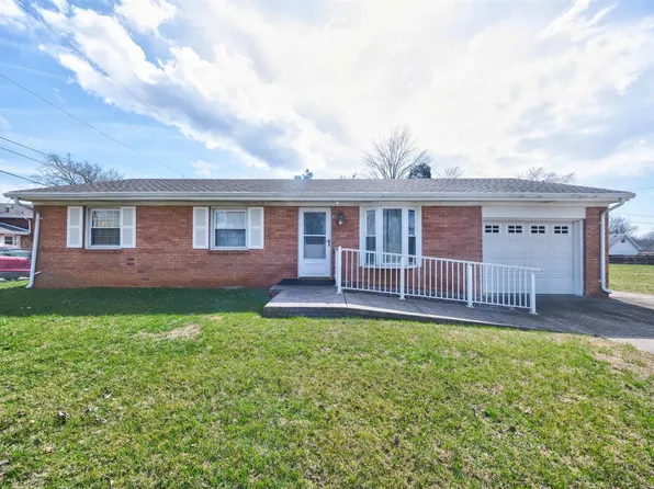 1323 Maxville Rd, Boonville, IN 47601