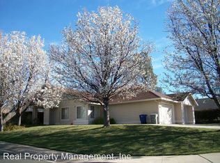 4314 Lynbrook Loop APT 1, Redding, CA 96003