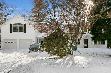 4 bdrm 3/12 bath Colonial 