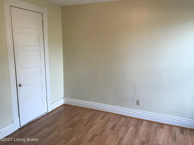 1304 S Brook St #2 — Photo 6