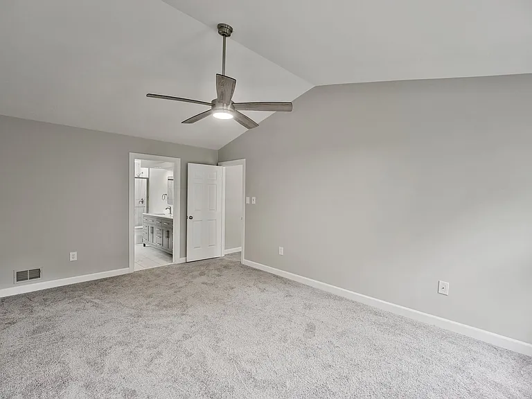 4287 Exeter Dr — Photo 37