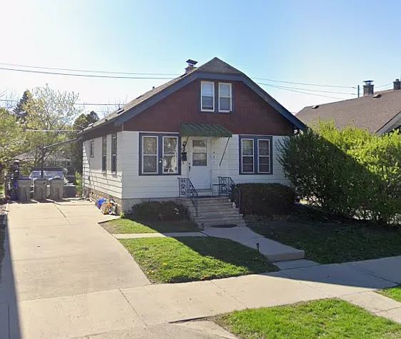 3 bed, 1012 sqft, $1,800 — Photo 1
