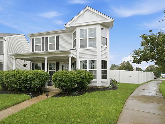 2nd image of 450 Victoria Cir
