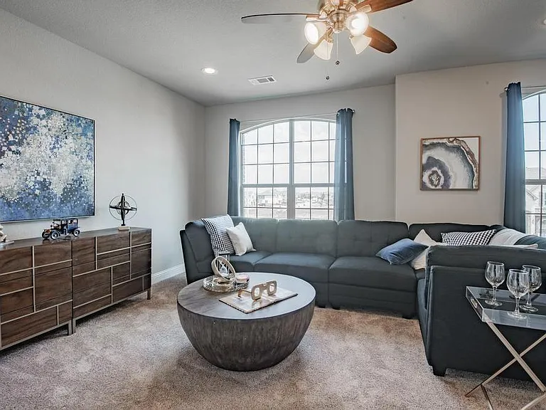 3000 Comal Ct — Photo 16