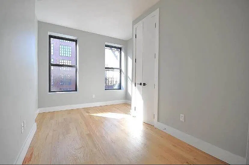 565 Saint John's Place — Photo 2