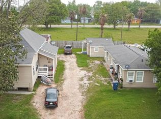 820 2nd Ave N APT B, Texas City, TX 77590