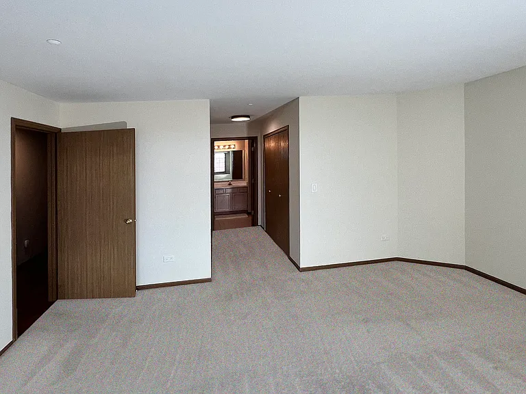 1603 W Hawkes St #1 — Photo 9