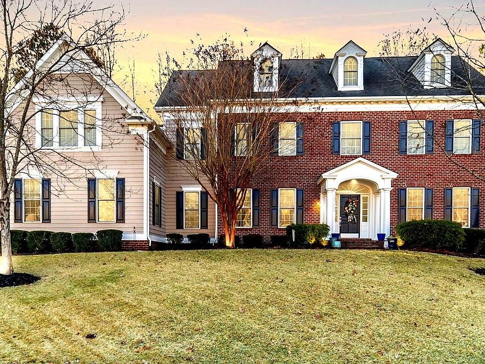 1st image of 14300 Ansonia Ct