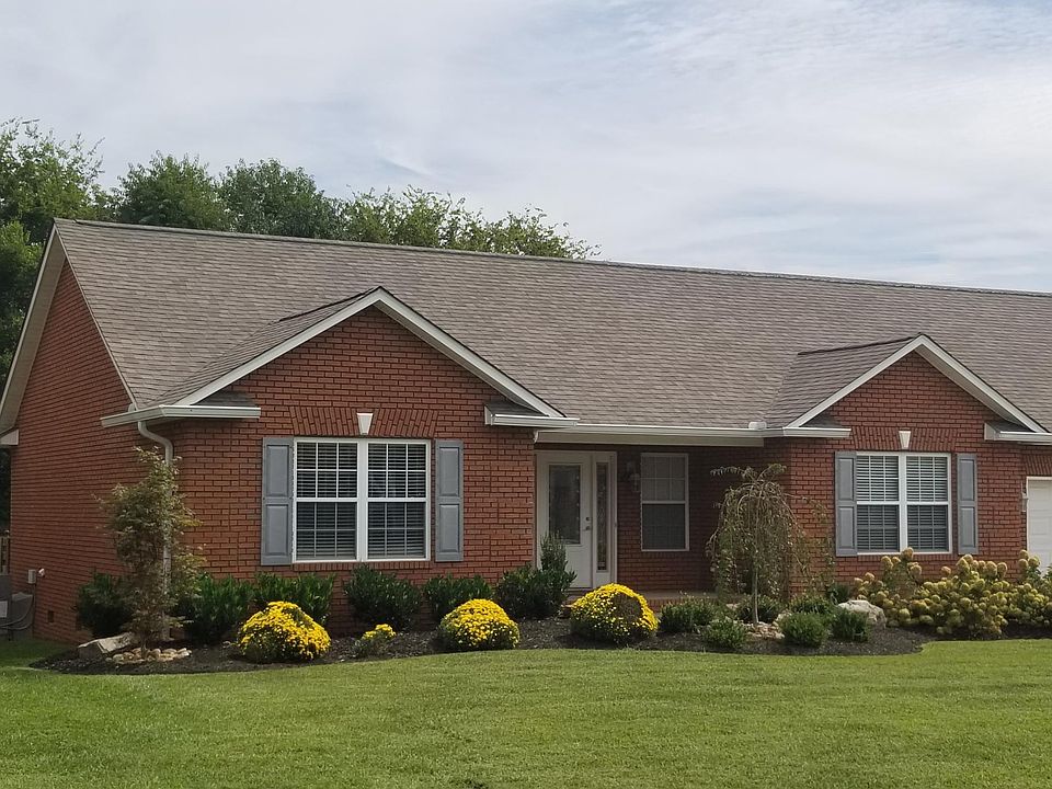 1st image of 140 Heritage Crossing Dr