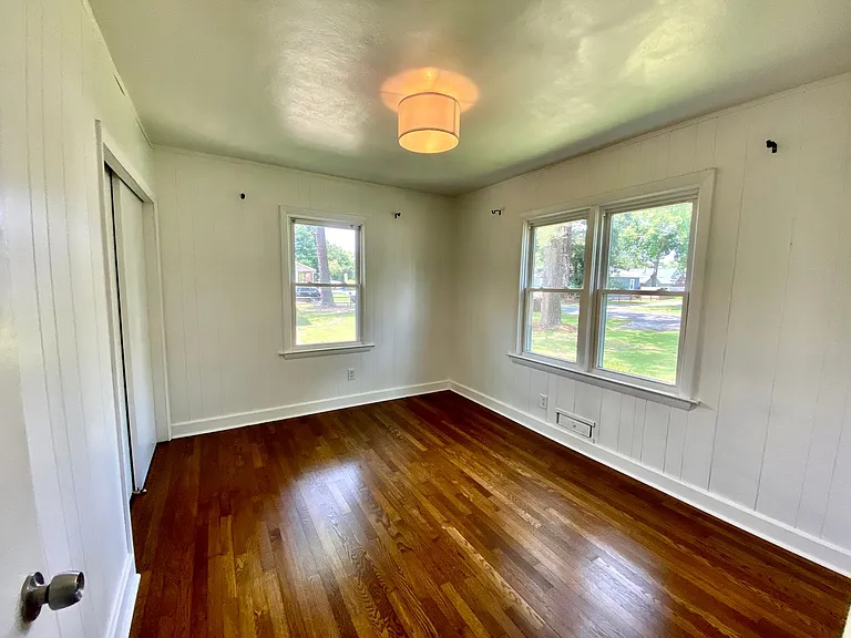 5621 Larry Ave — Photo 26