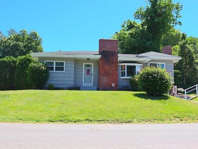 26 Kingman Ave, East Longmeadow, MA, 01028
