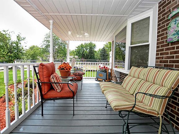 4th image of 13904 W Rockbluff Way