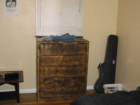 3rd image of 115 S Lincoln St #115 C