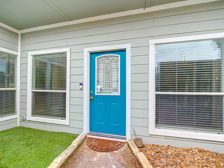 1522 S Kirkwood Rd — Photo 19