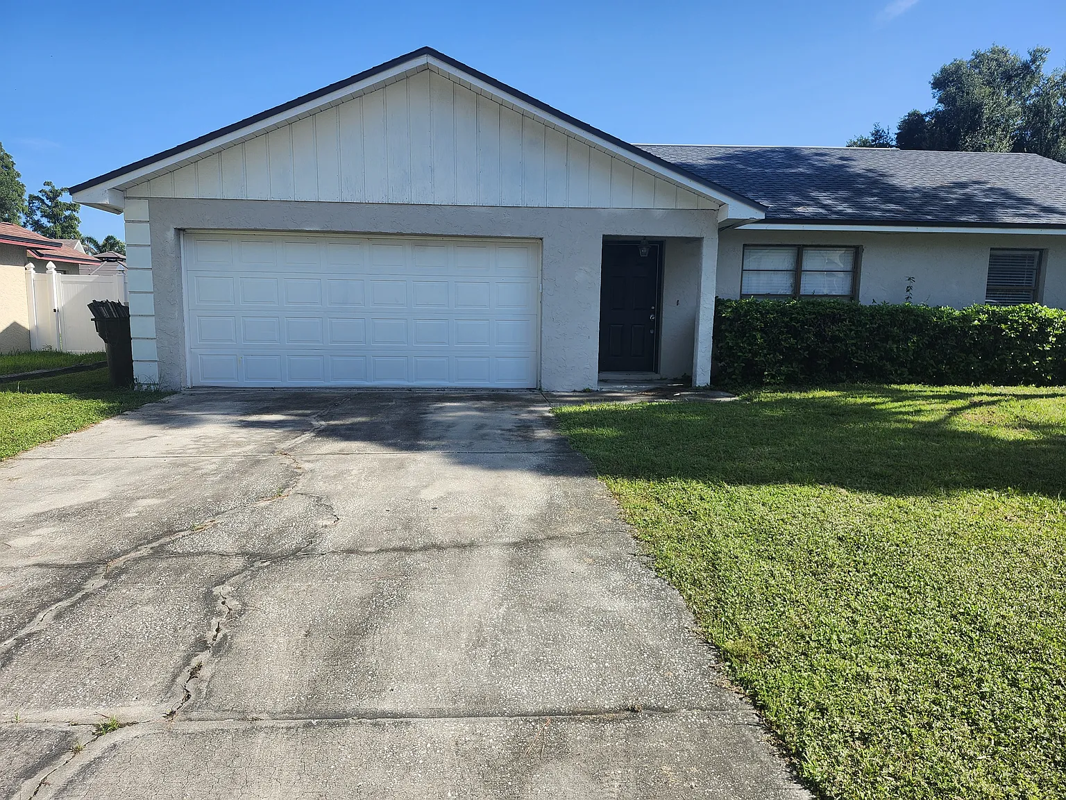 3 bed, 1611 sqft, $2,200 — Photo 2