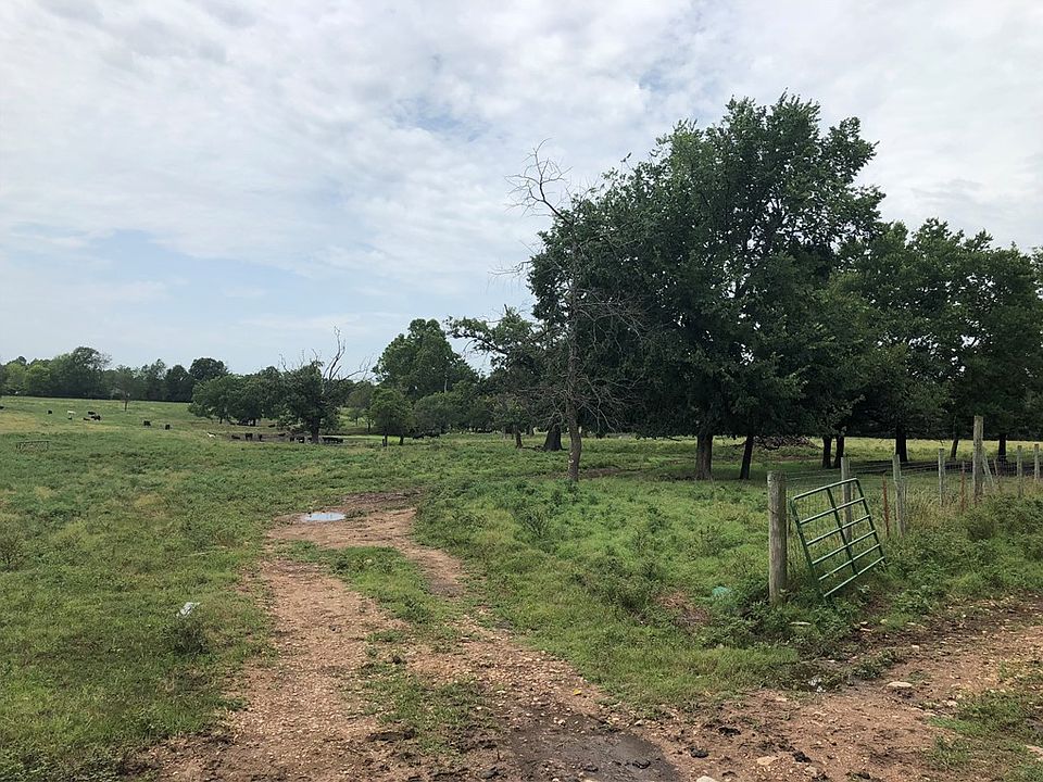2nd image of Bethel Blacktop Rd