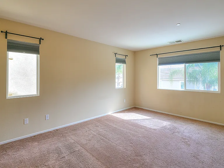 34212 Woodmont #1 — Photo 10