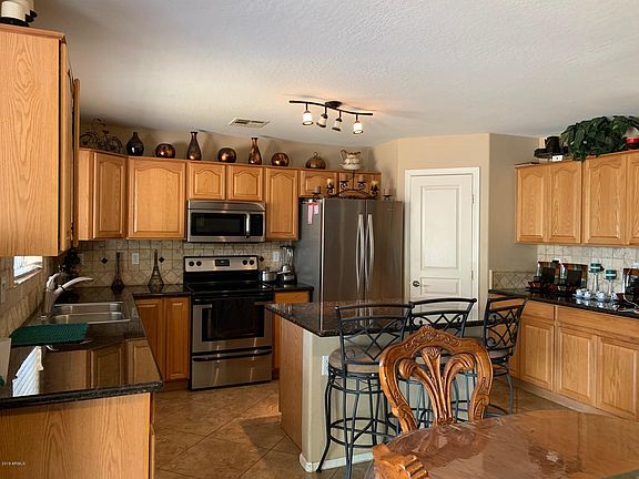 5th image of 1573 E Viola Dr