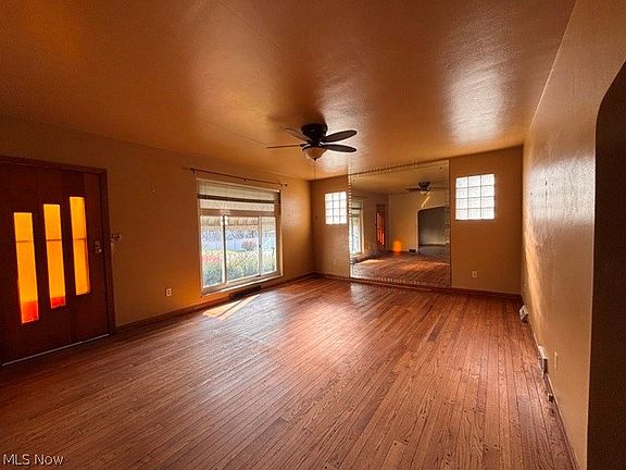 3rd image of 125 Bird Way