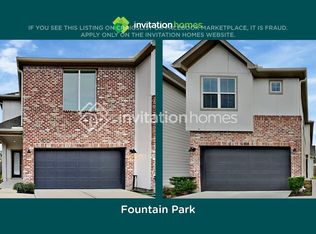 10522 Executive Lake Dr, Stafford, TX 77477