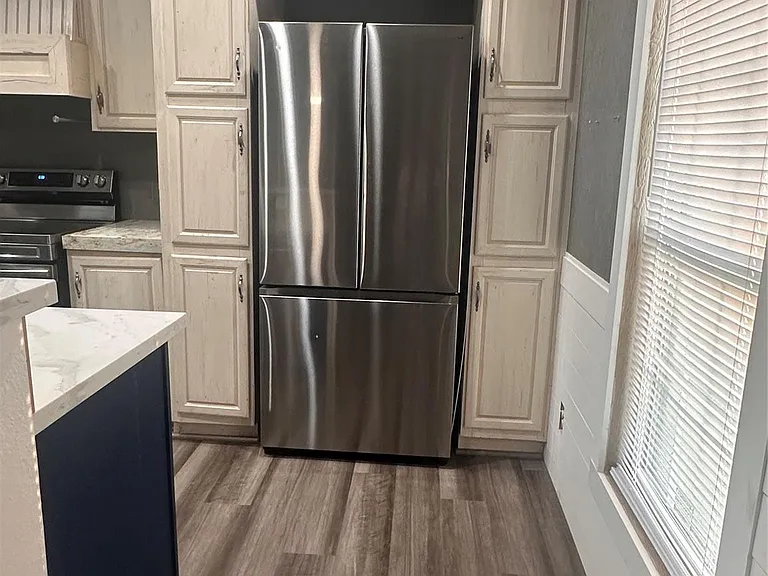 14525 Oak Hill Ln — Photo 10