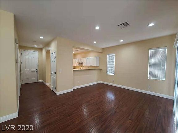 4th image of 6771 Castle Field Ct