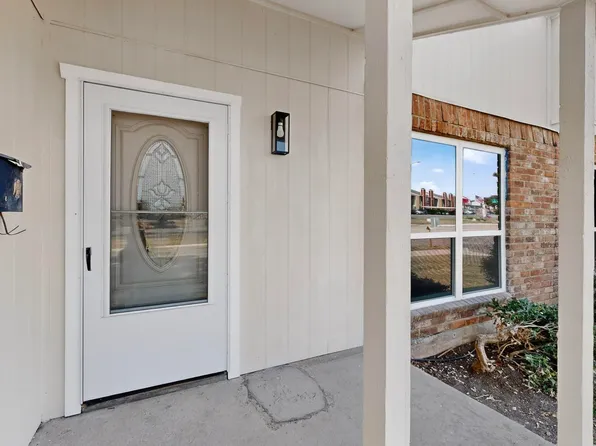 8827 N Normandale St, Fort Worth, TX 76116