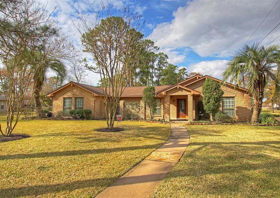 1st image of 5902 Echo Lake Ln