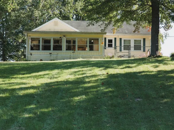 1041 Radov Dr, Gladwin, MI 48624