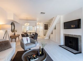11127 Hesby St UNIT 5, North Hollywood, CA 91601