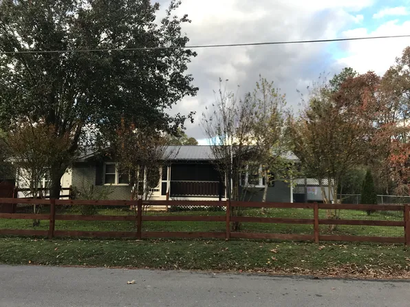 109 Ireland Ln, Chickamauga, GA 30707