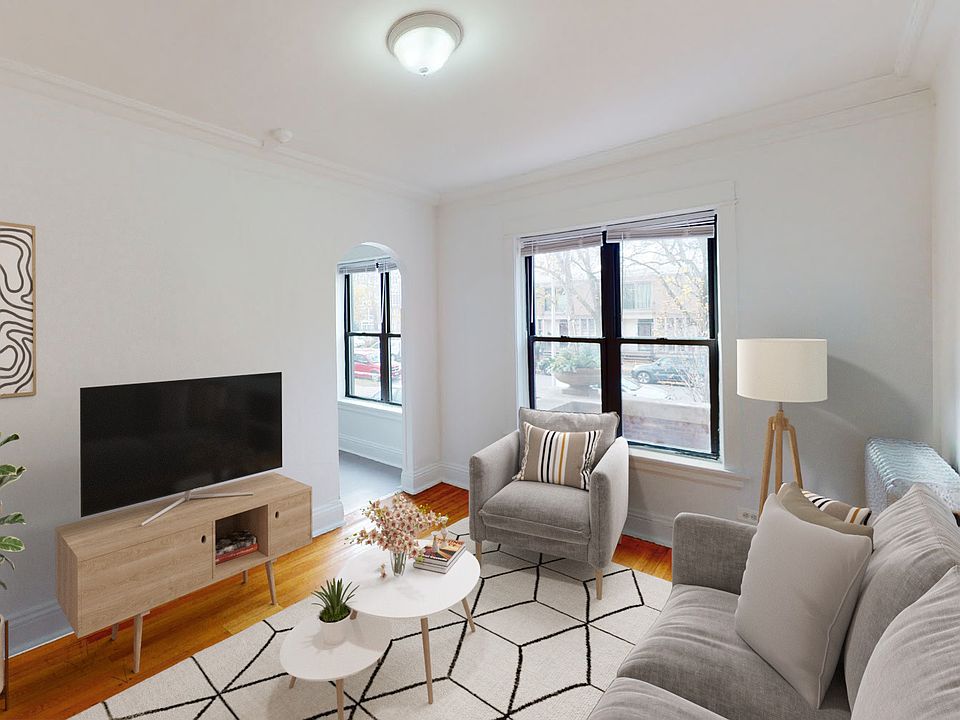 Dining/Living room