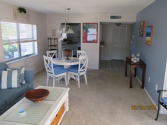 3rd image of 1120 N Shore Dr NE Unit 405