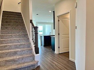 2nd image of 2235 Ryegrass Ln #68002