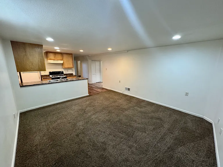 2219 5th St #2 — Photo 5