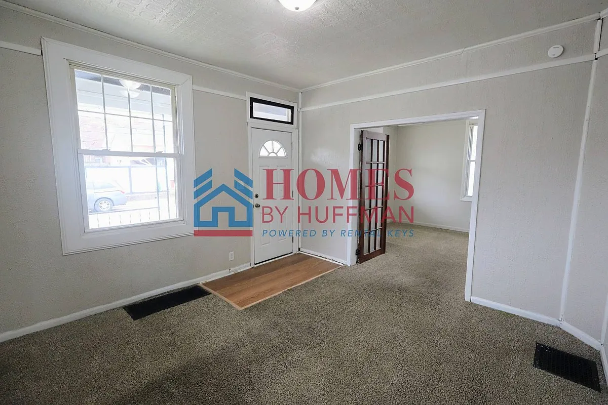 Building Photo - 202 Herndon Dr