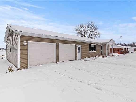 4th image of 1053 Miller St