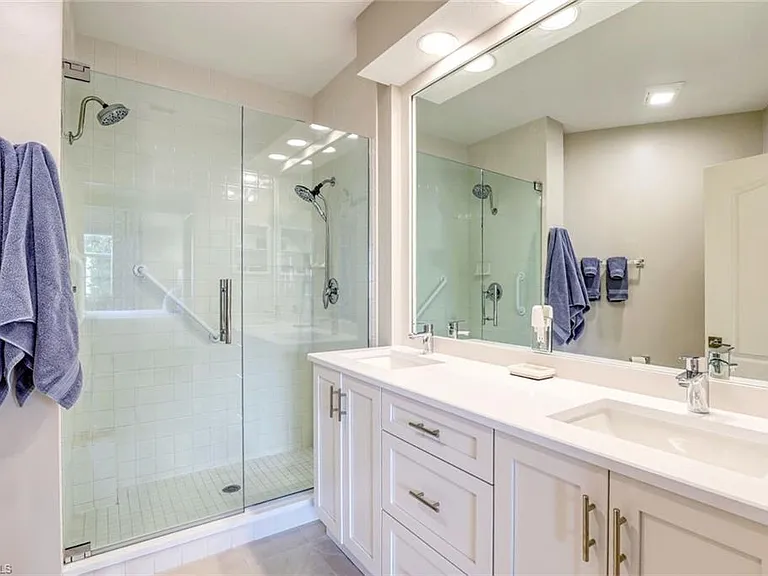 8385 Excalibur Cir #G3 — Photo 11