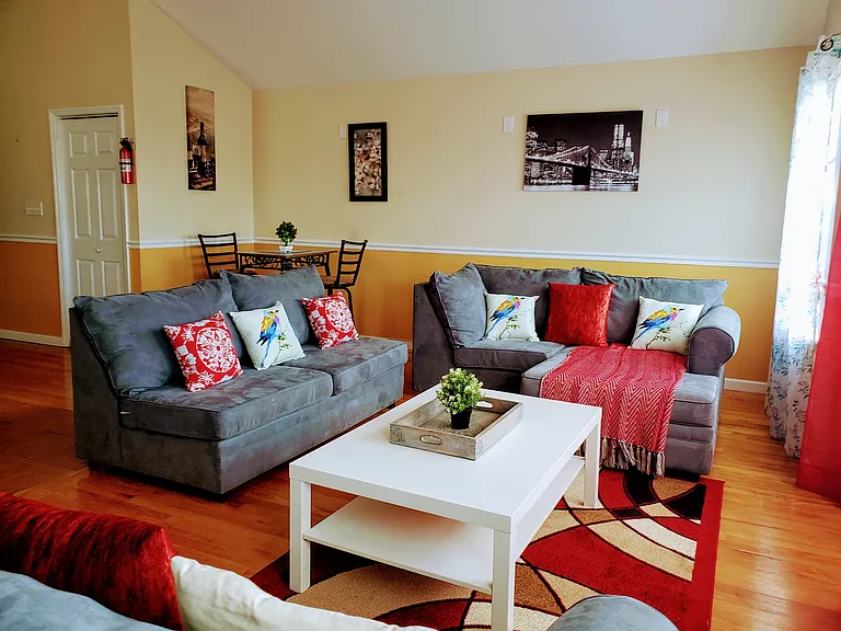 146 Terrace Ave #2 — Photo 3