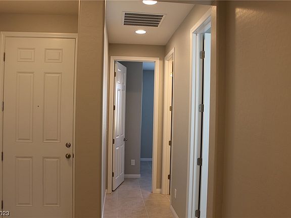 4th image of 4013 Aracari Dr