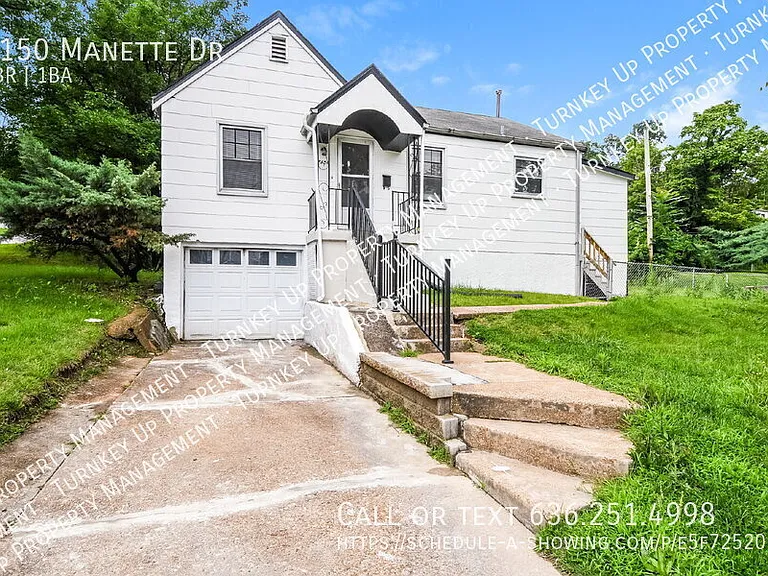 7150 Manette Dr — Photo 2