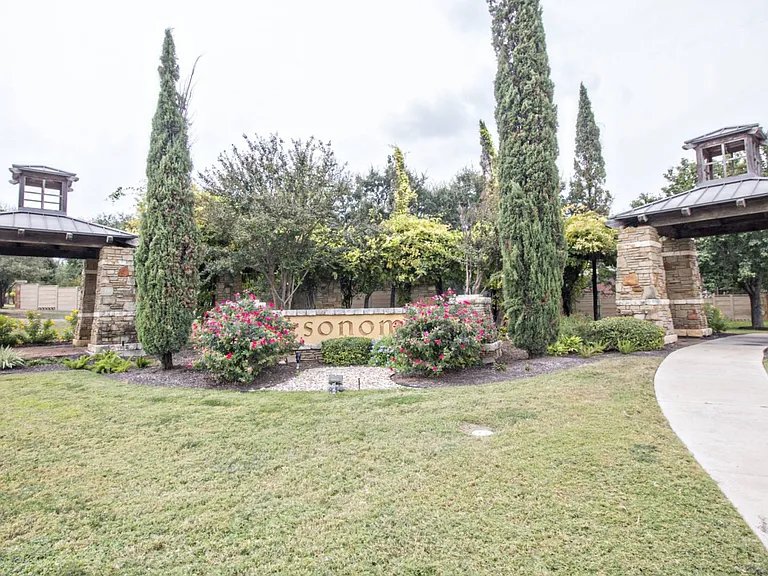 3336 Alexander Valley Cv — Photo 4
