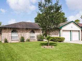 317 Knoll Forest Dr, League City, TX 77573