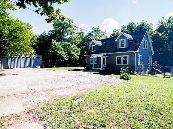 4th image of 2816 River St