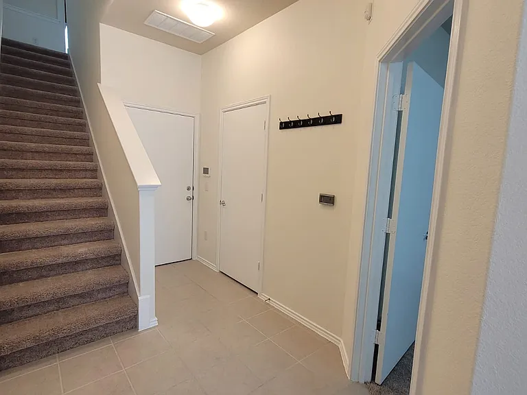 4329 Stromquist St — Photo 1