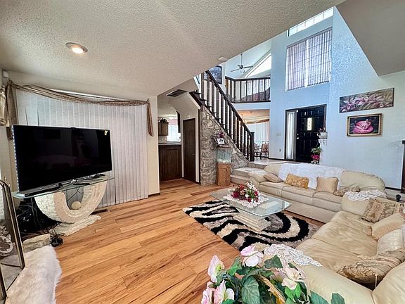 3rd image of 2825 Tealwood Dr