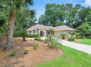 14 Fairlawn Ct, Hilton Head Island, SC 29926