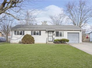 596 Northgate Dr, Greenwood, IN 46143