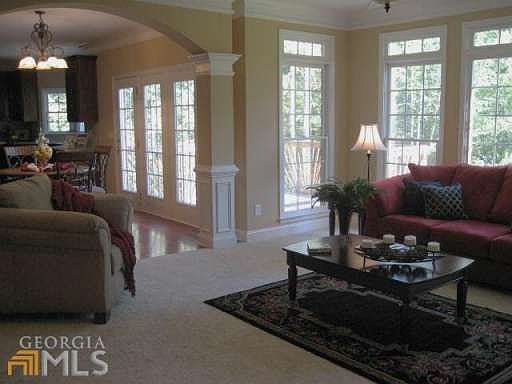 3rd image of 65 Oak Forest Dr