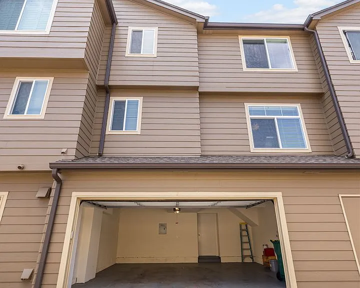 6412 Silver Mesa Dr #B — Photo 15